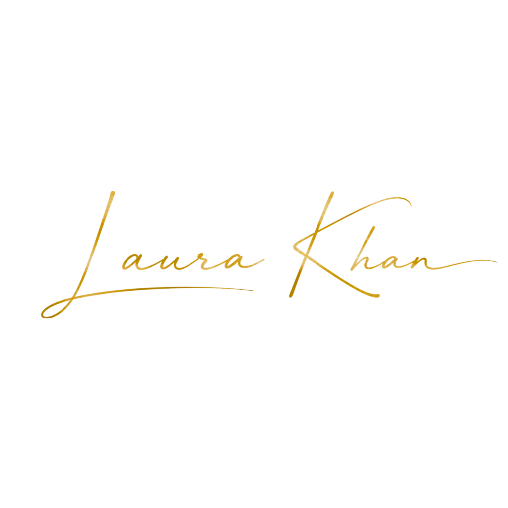 Signature Laura Khan